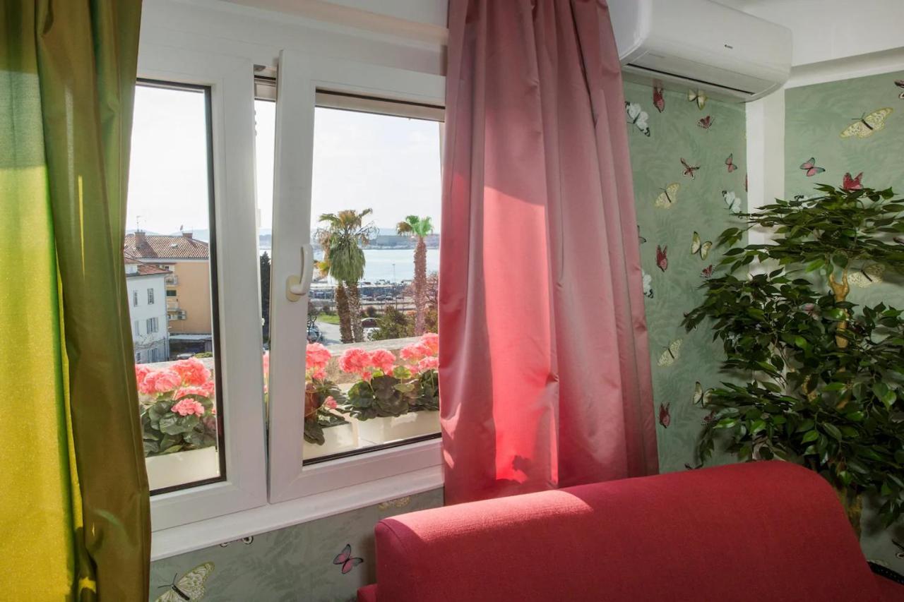 Beach Apartment Butterfly With Sea View Split Exteriér fotografie