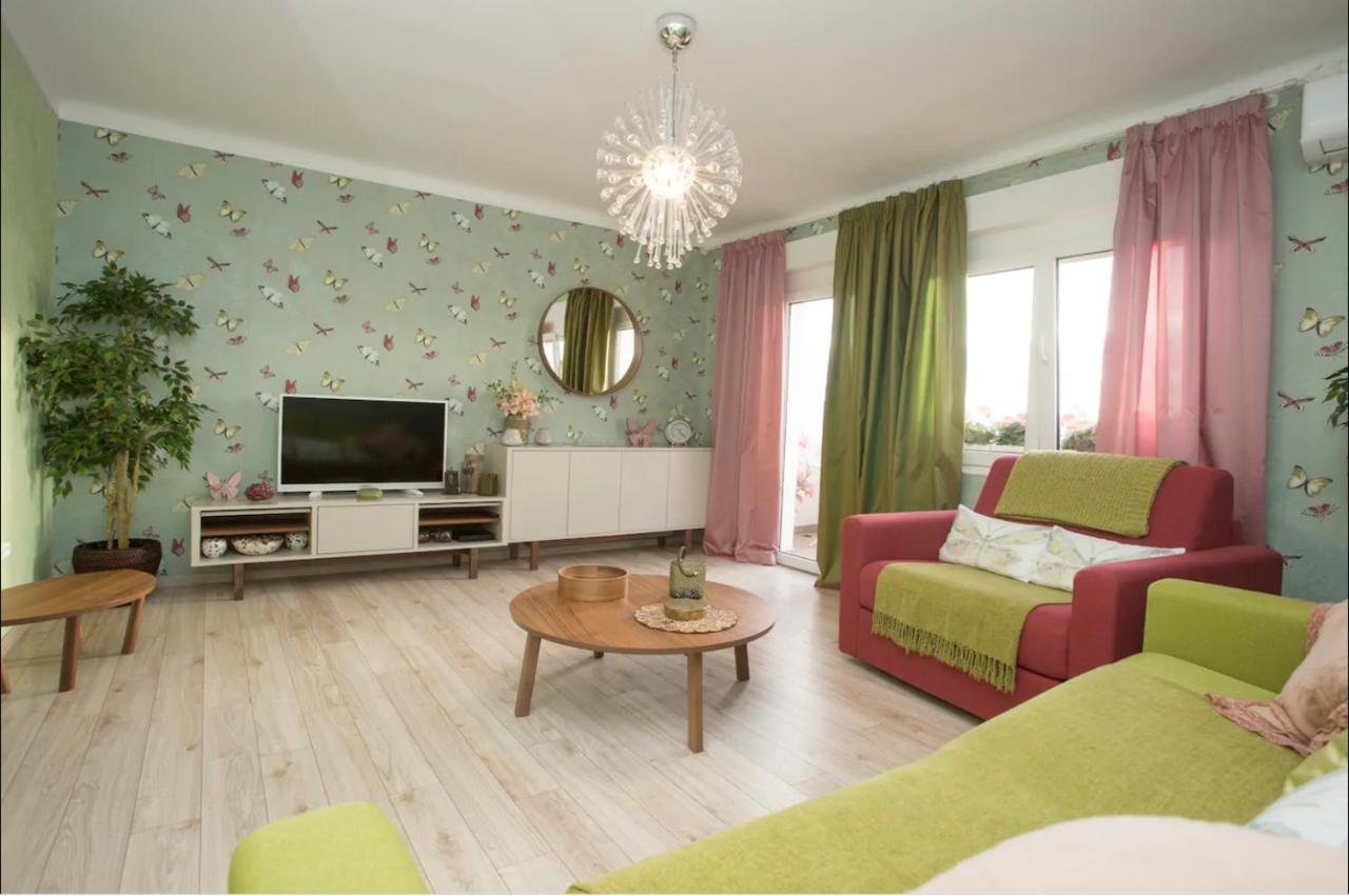 Beach Apartment Butterfly With Sea View Split Exteriér fotografie